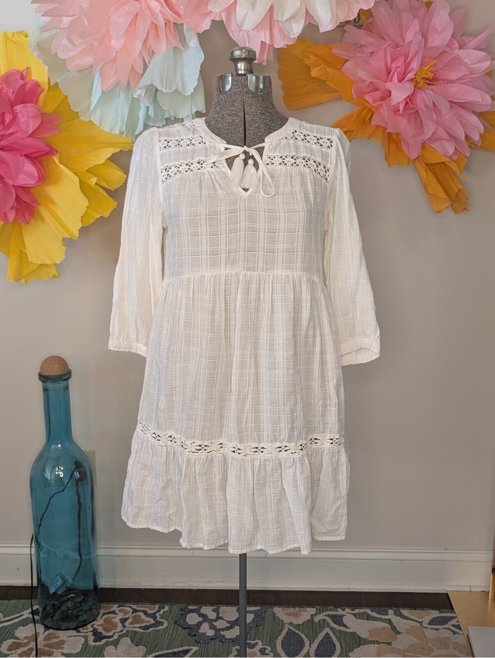 2183 - Knox Rose White Cotton Dress with Lace Detail Size M